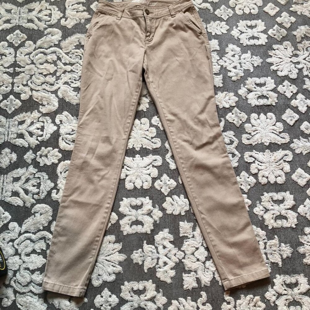 Old Navy The Sweetheart, tan, skinny jeans/khaki, cropped ankle, Sz 0 Regular
